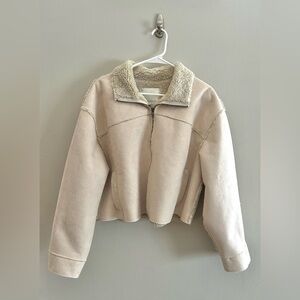 American Eagle Outfitters Beige Cropped Shearling Jacket | Size L